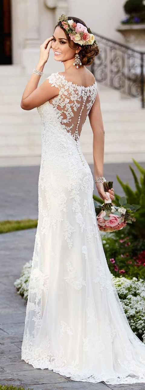 Gown, Wedding dress, Clothing, Dress, Shoulder, Bridal clothing, White, Bride, Photograph, Bridal party dress, 