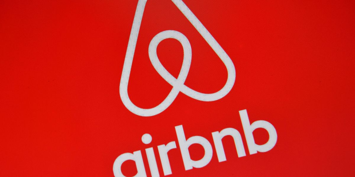 Airbnb Host Admits To Filming Guests Having Sex And Sharing It With Other Hosts 