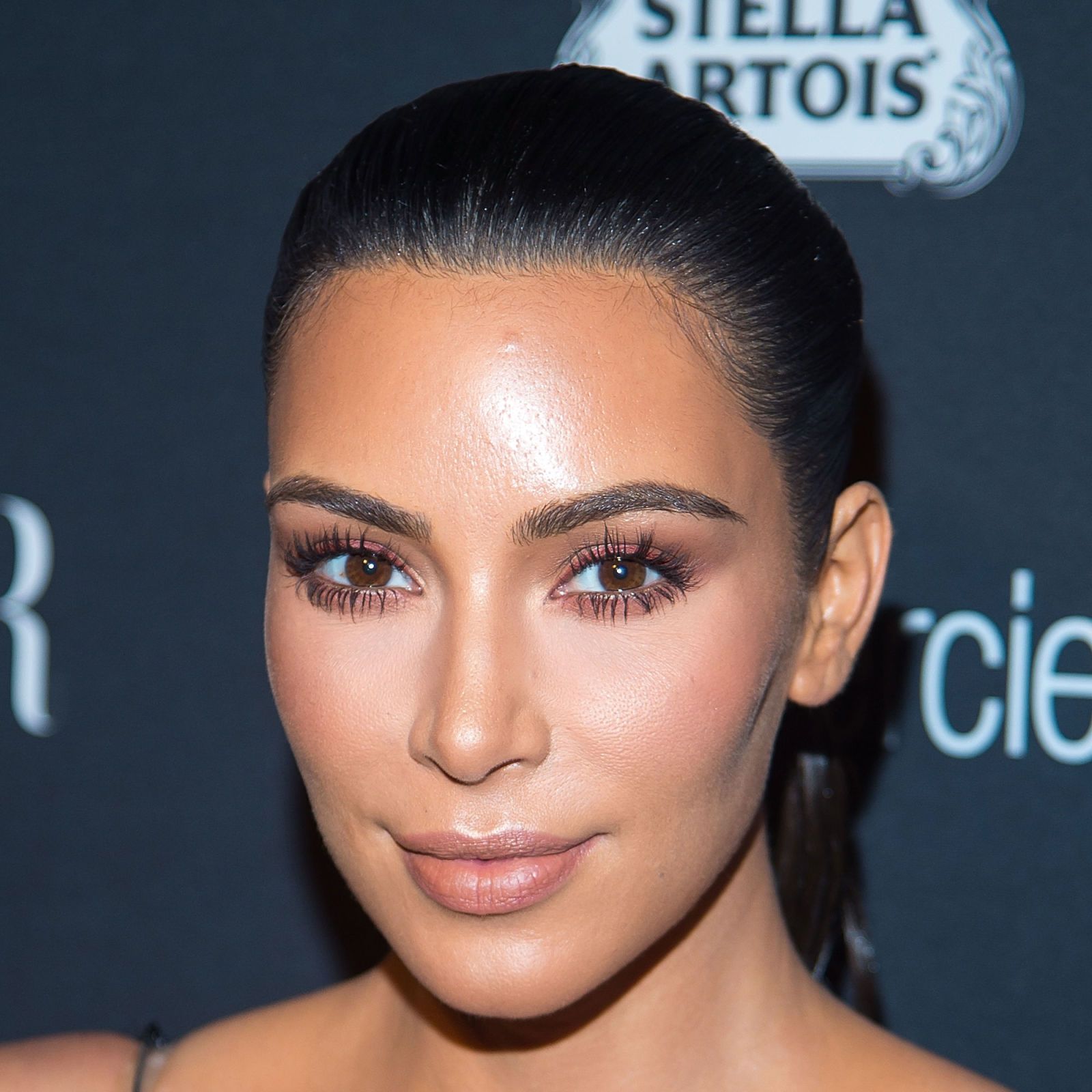 How To Wear Kim Kardashian Makeup Saubhaya Makeup 3777