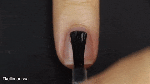 Glitter nail polish hack