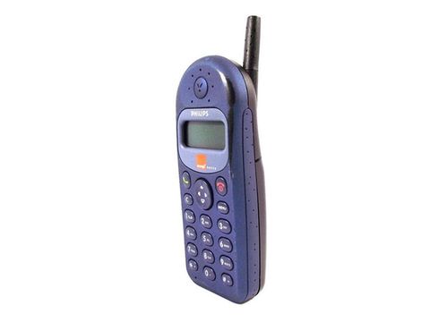 All the terrible first phones all millennials had - retro mobiles ...