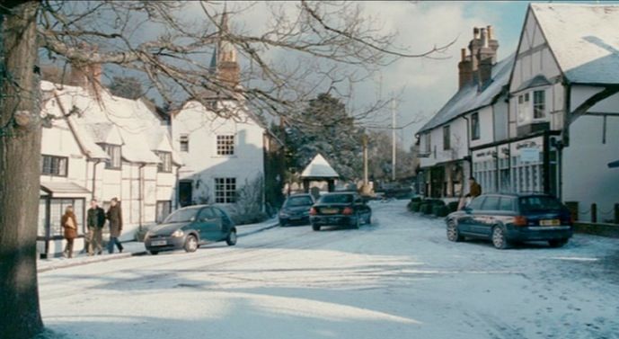 14 Christmas film locations you can actually visit IRL