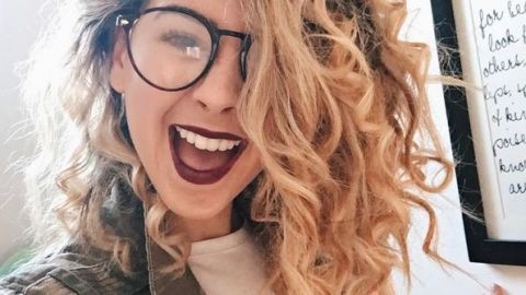 Eyewear, Lip, Hairstyle, Eyebrow, Outerwear, Style, Jacket, Ringlet, Tooth, Cool, 