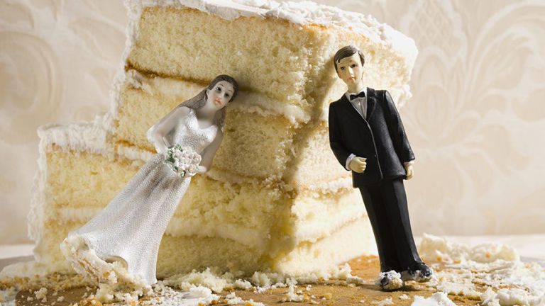 Bride-to-be receives awful letter from cake company ahead of her wedding