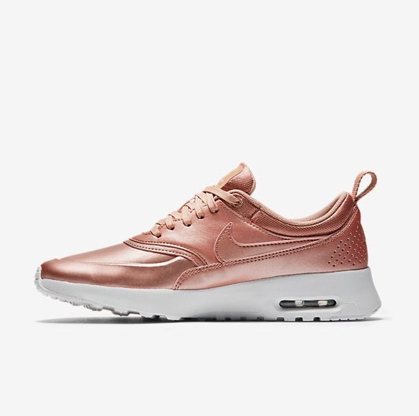 rose gold nike trainers womens