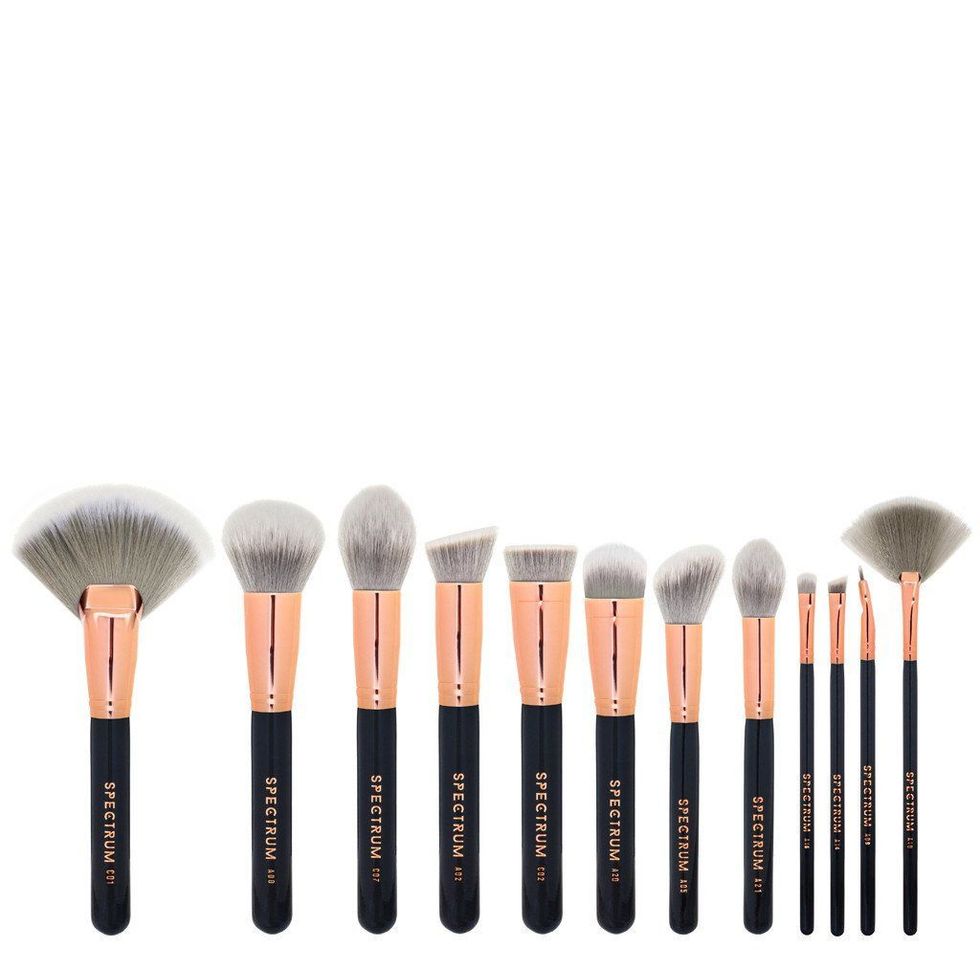 Product, Brush, Beige, Peach, Makeup brushes, Cosmetics, Circuit component, Personal care, Cleanliness, 