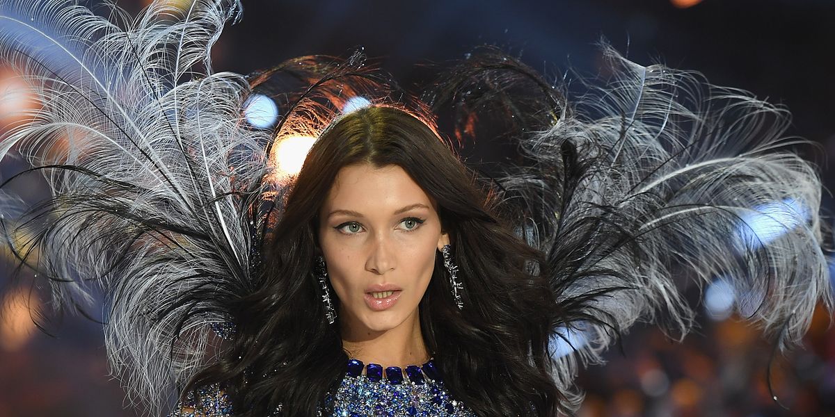Bella Hadid S Prepping For The Victoria S Secret Fashion Show With Naked Selfies