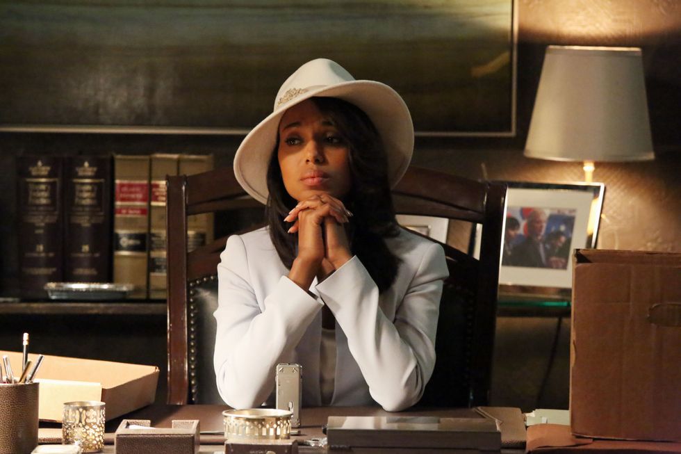 Scandal's Olivia Pope's nod to '90s fashion is admirable