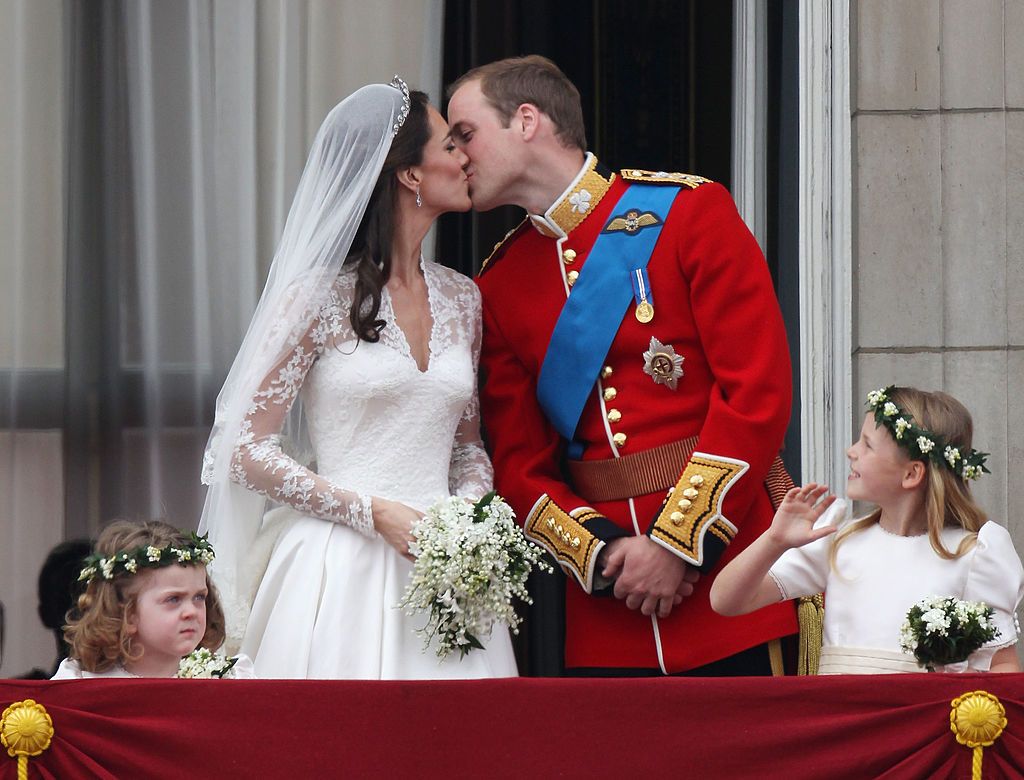 Catherine Duchess Of Cambridge Wedding Photos Famous Person 4730