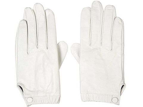 Elegance is coming back and the BBC certainly has it covered. White gloves are crucial to the wardrobe of the Pan Am cast so take note and head straight to Topshop for these bad boys
<p>£24, <a href="http://www.topshop.com/webapp/wcs/stores/servlet/ProductDisplay?beginIndex=0&viewAllFlag=&catalogId=33057&storeId=12556&productId=3342652&langId=-1&sort_field=Relevance&categoryId=220581&parent_categoryId=204484&pageSize=20">Topshop</a></p>