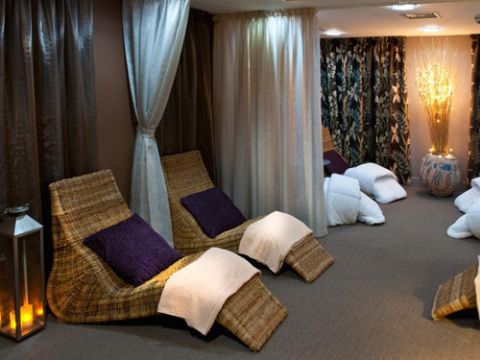 <p><strong>WHERE:</strong> Cardiff, Wales</p>
<p><strong>WHY: </strong>The highlight of this modern-yet-cosy hotel is the amazing views across Cardiff Bay. The spa has group chill-out zones where you can sit and chat between treatments, and the pool and jacuzzi are large enough for big groups. Treatment wise, we recommend the Thalgo Aromatic Full Body massage, £66.50 - it's 55 minutes of pure bliss. The hotel bar and restaurant manages to be swanky without feeling uptight or intimidating, and it's located close to the city if you're planning a night out or some daytime shopping. If you want to get active with your hens, you could try White Water Rafting at the nearby Cardiff International White Water centre (<a href="http://www.ciww.com" target="_blank">ciww.com</a>, from £50pp). </p>
<p><strong>COST:</strong> Rooms from £99. Spa group packages available on request.</p>
<p><strong>VISIT:</strong> <a href="http://www.thestdavidshotel.com/" target="_blank">thestdavidshotel.com</a></p>
