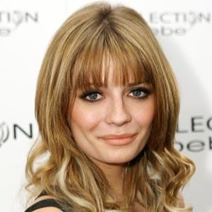 <strong>Mischa Barton proves you <em>can</em> have a fringe and wavy hair.</strong><br /><br /><ul><li>Go for soft, choppy lines and thinner textures - it's less of a commitment than a straight-lined fringe that looks like it's just been cut with a ruler! <br /><br /></li><li>Fringes are always high maintainance, especially if your hair grows fast, so be prepared. Are you willing to style it every morning and get regular cuts? If not, it's probably not the style for you. <br /><br /></li></ul><br />Photograph: Getty Images