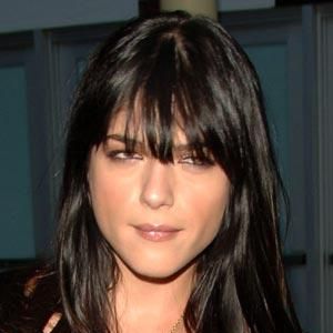 <strong>Selma Blair works the rock-chick look with tousled, eye skimming bangs</strong><br /><br /><br /><ul><li>If you can't get to the salon, you can carefully DIY trim. Slowly cut with small hairdressing scissors, directing them upwards into your fringe, taking little snips at a time. This gradually thins the hair and stops you cutting it too short.</li></ul><br />Photograph: Getty Images