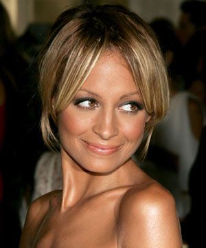 <strong>What you want:</strong><br /><br />Hair that says, 'It took me five seconds to look this hot'<br /><br /><strong>How you get it<br /><br /></strong>•   "For Nicole Richie's uncoiffed up-do you need a long fringe or layers at the front," says top stylist Richard Ward. <br />