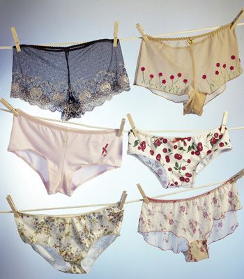 Buy the sexiest pair of knickers you can find, then post them to your partner with a note saying: "This is the outfit I'm going to wear for our reunion." Don't be surprised if he comes home earlier than planned. <br />