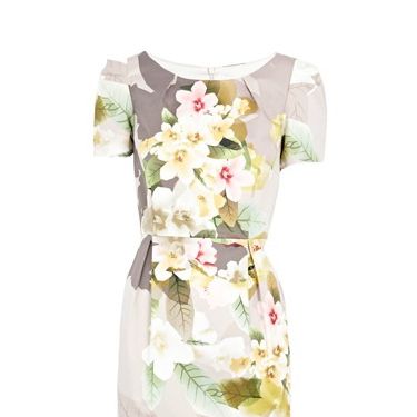 <p> Elegant, charming, and sure to get some attention. This floral printed fancy will be a winner at the wedding party</p><p>£65, <a href="http://www.oasis-stores.com///fcp-product/5550029300"target="_blank"> oasis.com </a></p>