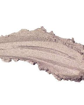 <strong>Barbara Daly Makeup For Tesco Mousse Eyeshadow in Driftwood, £5<br /><br /></strong>Smudge this shimmering mousse in sheer fawn over lids to instantly brighten and add definition.<br />