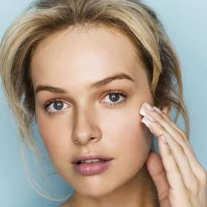 Collagen is a hydrating ingredient. Applied to the surface of your skin, it's a great moisturiser, but it doesn't stimulate your skin's underlying natural collagen production. 