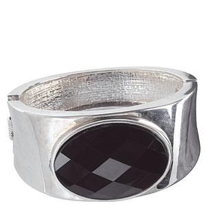 <p><strong>3.</strong><br />Dazzle with matching Bangle, £8, Debenhams.<br /></p>