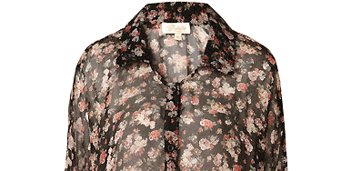 Wow! This shirt is ideal for lazy weekends at the pub, throw this on with your jeans or skater skirt and you're good to go
<p>£54, <a href="http://www.topshop.com/webapp/wcs/stores/servlet/ProductDisplay?beginIndex=0&viewAllFlag=&catalogId=33057&storeId=12556&productId=3199083&langId=-1&categoryId=&searchTerm=goldie&pageSize=20">Goldie London at Topshop</a></p
 