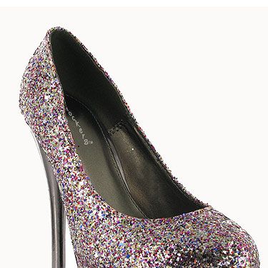 If you're painting the town red this evening then why not add a bit of glitter to the mix with these amazing shoes! We think you'll be dancing all night long!
<p>£35, <a href="http://www.chockersshoes.co.uk/category/heels/product/shivosha23/">Chockers</a></p>