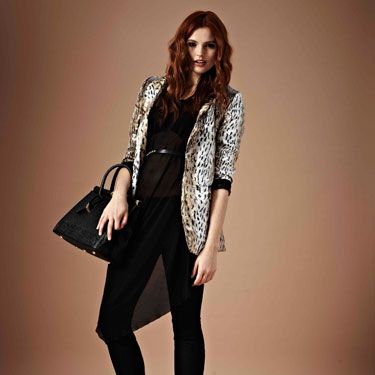 Who said animal print isn't office appropriate? We love this printed 3/4 length sleeved blazer. Team with a black silhouette and a pair of killer heels. Miaow, pussycat!
<p>Alex blazer £30, Ria top £20, Lola jeans £25, Darcy bag £25</p>

<p><a href=http://www.boohoo.com/collections/icat/looks/ target="_blank">boohoo.com</a></p>