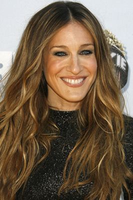 <p>She's an award winning actress, producer, model, designer, fashion icon <em>and</em> mother (phew!), not to mention everyone's favourite fictional character; Carrie Bradshaw. At 43, SJP always looks amazing and we bet she's a damn good giggle too. </p>