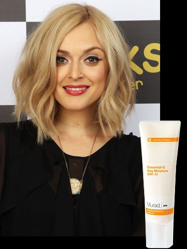 <p>Cosmo pinned down Fearne's makeup artist, Justine Jenkins, straight after the Cosmo Ultimate Women Awards and discovered exactly how she keeps her skin so glowy.</p>
<p>Justine said "I started by giving her skin a mini facial using Murad products to freshen and hydrate the complexion. It was important her skin had a radiant glow." Her fav products? Murad Essential-C Day Moisture SPF30 and Murad Pomegranate Lip Therapy SPF15</p>
<p><a href="http://www.murad.co.uk/" target="_blank">Murad.co.uk</a></p>
<p> </p>