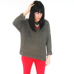 Sleeve, Shoulder, Textile, Joint, Standing, White, Red, Style, Sweater, Fashion, 