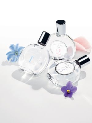 Product, Fluid, Bottle, Glass, Perfume, Drinkware, Lavender, Bottle cap, Drink, Circle, 