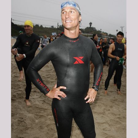 Girls of a sensitive disposition, avert your eyes! He was once a Hollywood heartthrob, and now he's reduced himself to a wetsuit wally.  <br />