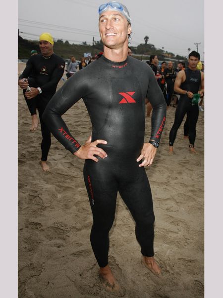 Girls of a sensitive disposition, avert your eyes! He was once a Hollywood heartthrob, and now he's reduced himself to a wetsuit wally.  <br />