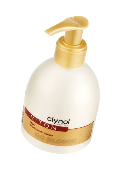 <br />"This smells great and makes my hair feel soft and strong."<br />