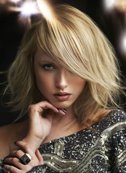 <br />Delicate ice white blonde is broken up with warmer tones of honey gold at the roots and ends for soft, sensuality.<br /><br />Left: Rae Palmer at Rae Palmer Hairdressing, Southsea, Hants, for Schwarzkopf. Tel: 023 9242 6622<br />