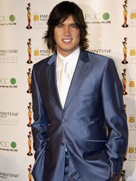 Attending the Pantene Pro-V Awards in 2003, the presenter reminds us he's as famous for his lovely locks as much as his looks  <br />