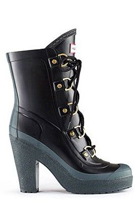 <p>These are THE wellies for this weather, fashionistas...</p>
<p>£125, Gabby, <a title="Hunter boots" href="http://www.hunter-boot.com/gabby/black" target="_blank">Hunter Boots</a></p>