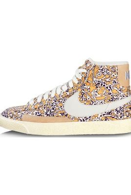 <p>Oh wow, these perfect flatties are the perfect way to play with print!</p>
<p>Nike Liberty print trainers, £75, <a title="Office" href="http://www.office.co.uk/mens/nike/blazer_mid/21/2368/31644/1/1?fs=2368" target="_blank">Office</a></p>