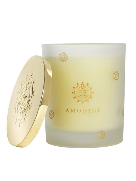 This luxury and luminous lovely, is an indulgent treat that looks as sensational as it smells. The lemon candle is contained in a frosted glass pot with complementing gold lid. When lit, it fills the room with top notes of rose and lavender to seduce you with a scented sensation. Available at <a target="_blank" href="http://www.harrods.com">www.harrods.com  </a><br />