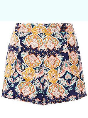 <p>Make like you're living the luxury lifestyle on a Baked Beans budget (literally) with this tres chic pair of printed shorts from Asda. Wear with a Breton stripe tee, huge shades and strappy flats - perfect for cruising in your yacht (or the 149 bus). Ooh la la!</p>
<p>G21 scarf print shorts, £12, <a title="http://direct.asda.com/george/womens-shorts/g21-scarf-print-shorts/GEM258073,default,pd.html " href="http://direct.asda.com/george/womens-shorts/g21-scarf-print-shorts/GEM258073,default,pd.html%20" target="_blank">Asda</a><br /><br /></p>