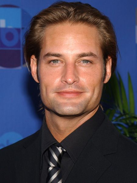 Cosmo man we love: Josh Holloway