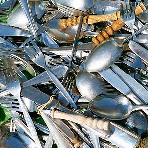 <p>We're talking cutlery not bedroom antics! Unless you start out with 500 teaspoons, you'll have none within seven days.<br /><br /><a href="http://www.cosmopolitan.co.uk/campus/student-life/top-10-student-films-for-university" target="_self">HAVING A QUIET NIGHT IN? CHECK OUT OUR TOP TEN STUDENT FILMS</a></p>