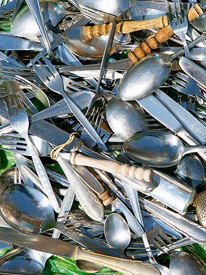 <p>We're talking cutlery not bedroom antics! Unless you start out with 500 teaspoons, you'll have none within seven days.<br /><br /><a href="http://www.cosmopolitan.co.uk/campus/student-life/top-10-student-films-for-university" target="_self">HAVING A QUIET NIGHT IN? CHECK OUT OUR TOP TEN STUDENT FILMS</a></p>
