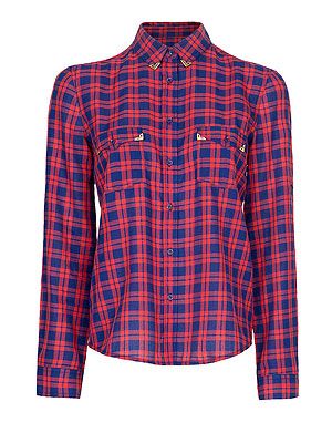 <p>Go for the sexy lumberjack look with this amazeballs shirt from Mango. You might think it's like any old checked shirt, but the metal hardware detailing makes it super cool.</p>
<p>Metal hardware check shirt, £34.99, <a href="http://shop.mango.com/GB/p0/mango/new/metal-hardware-check-shirt/?id=73200454_03&n=1&s=nuevo&ie=0&m=&ts=1349795599871">Mango </a></p>