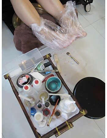 Nail, Natural material, Silver, Brush, Cosmetics, Chemical substance, Chemical compound, 