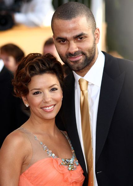 The buff basketball player and his beautiful wife, Eva, are equal earners as they contribute almost the same amount of cash to their joint account. Eva rakes in $9 million a year for her dalliances in <em>Desperate Housewives</em> combined with her advertising deals. Tony also pumps up his San Antonio Spurs pay packet with countless sports endorsement deals that top off the couple's $22.5 million money pot.  <br />