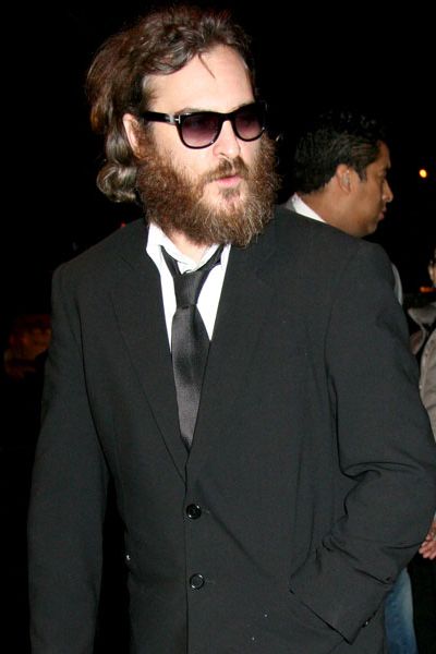 Gwyneth's 'Two Lovers' co-star Joaquin Phoenix continues to cause concern with his scruffy appearance. He refused to smarten up for the premiere or even remove his sunglasses and his look is far cry from his fresh faced appearance in the film...  <br />