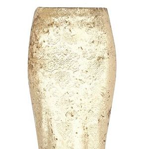 <p>Velvet, baroque and gold? Wow, we're good to you.<br /> <br /> Pencil skirt, £25, <a href="http://www.riverisland.com/women/skirts/tube--pencil-skirts/gold-baroque-velvet-pencil-skirt-625930" target="_blank">River Island</a></p>