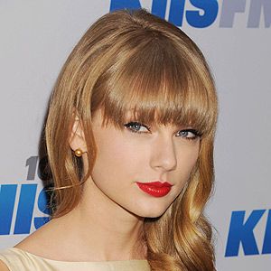 <p>December's Cosmo cover girl Taylor Swift totally perfected her signature hairstyle this year. We love that soft fronge fringe she wears with smooth curls down one side. She always pairs it with a soft cat-eye and a bold lip colour. We're seriously considering a fringe cut in the new year (if it catches the eye of Harry Styles...)</p>