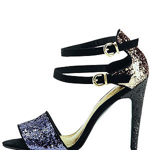 <p>Fearne has done it again, yep, she's created these gorgeous shoes! She won't be able to wear them this Christmas as she'll be heavily pregnant, but we'll have to strut our stuff for her.</p>
<p>Glitter strappy sandals, £27, <a title="http://www.very.co.uk/fearne-cotton-banks-glitter-strappy-sandals/1140987049.prd?browseToken=%2fb%2f1665%2c4294954879" href="http://www.very.co.uk/fearne-cotton-banks-glitter-strappy-sandals/1140987049.prd?browseToken=%2fb%2f1665%2c4294954879" target="_blank">Very.co.uk</a><br /><br /></p>