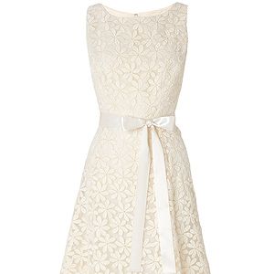 <p>Daisy Embroidered Dress, £250, <a href="http://www.phase-eight.co.uk/fcp/departmenthome/wedding/weddingboutique?resetFilters=true" target="_blank">Phase Eight</a></p>